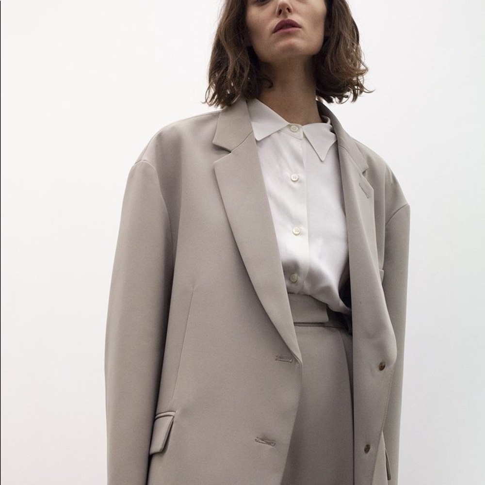 Chic oversized blazer